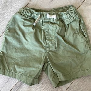 ✨3/$15✨ Zara boys elastic shorts 12-18 months